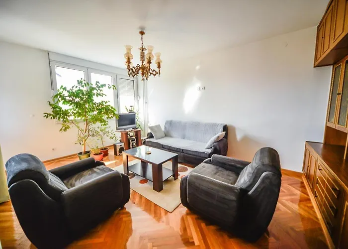 Διαμέρισμα Centar Lux *